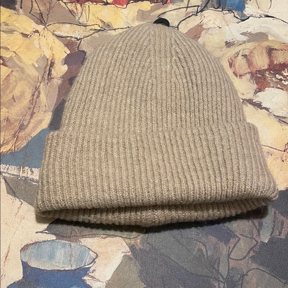 Beanie - Picture 2 of 3